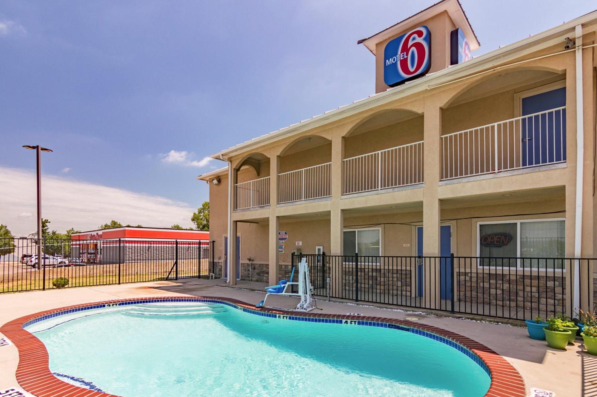 Motel 6-Azle, Tx Luaran gambar