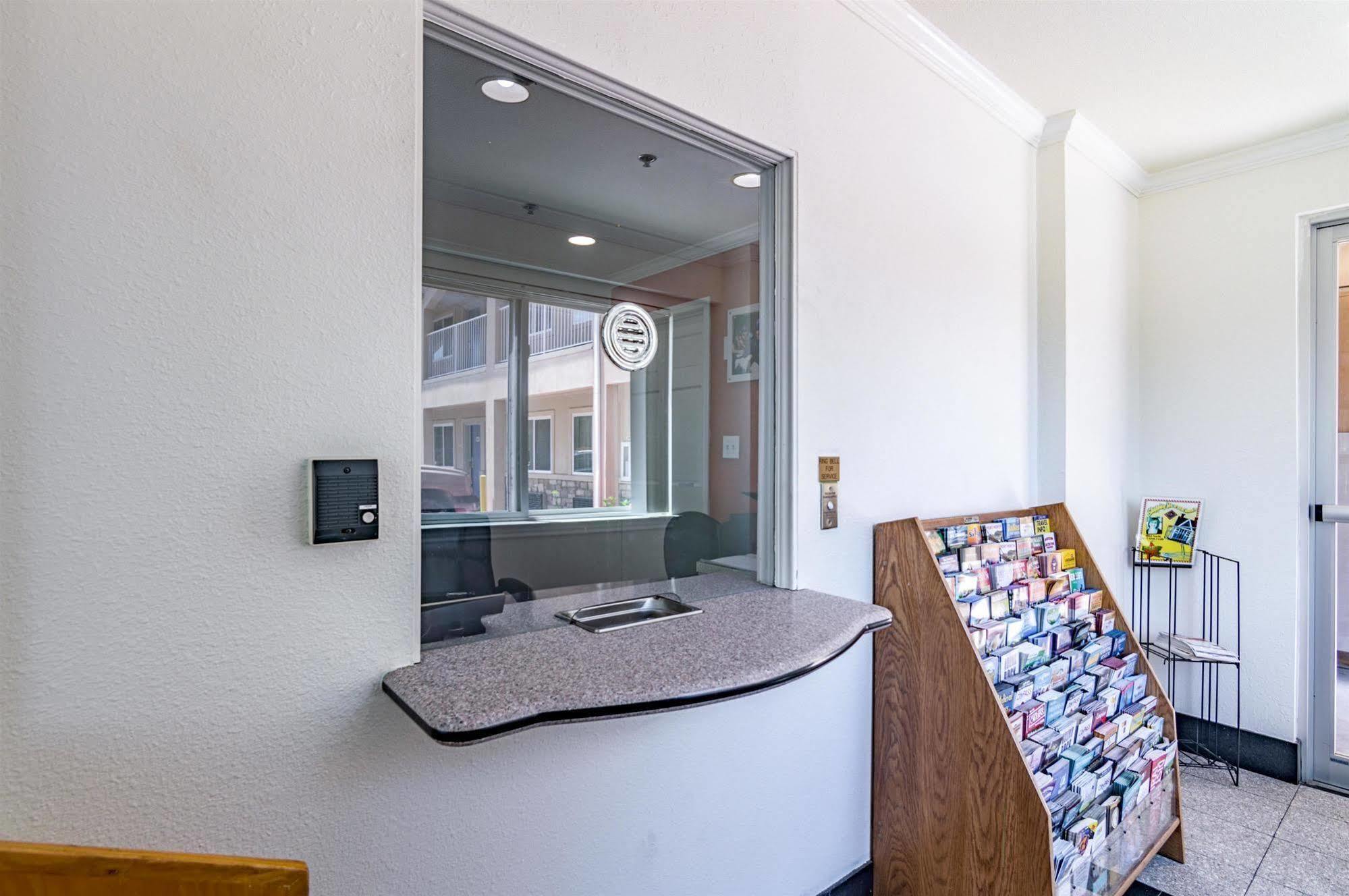 Motel 6-Azle, Tx Luaran gambar