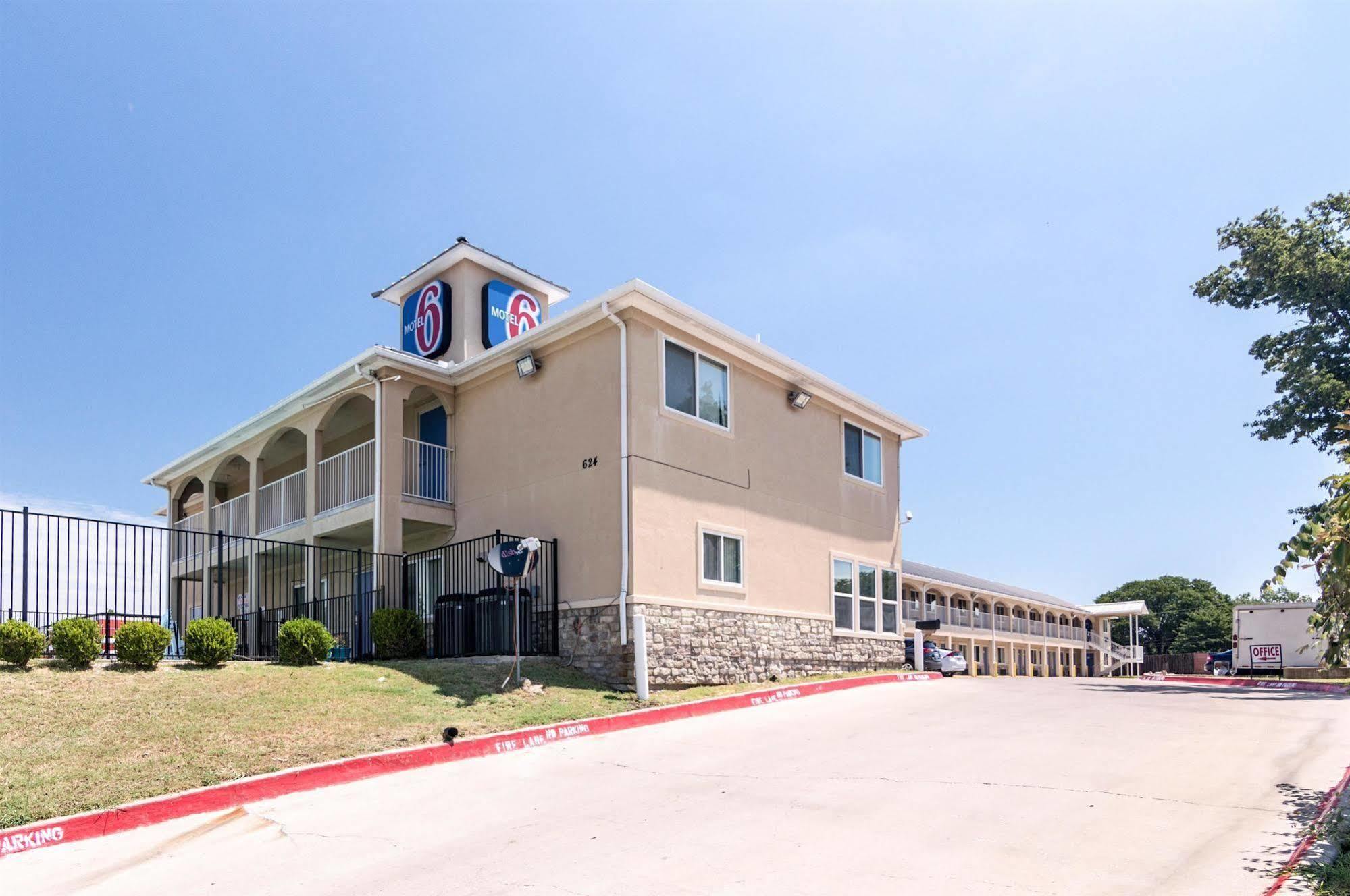 Motel 6-Azle, Tx Luaran gambar